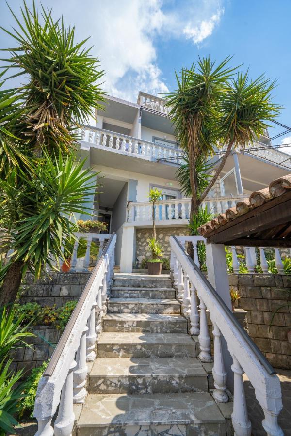 Apartment With Sea View โกตอร์ ภายนอก รูปภาพ